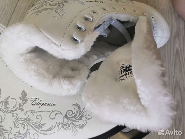 Новые фигурные коньки с мехом, все размеры