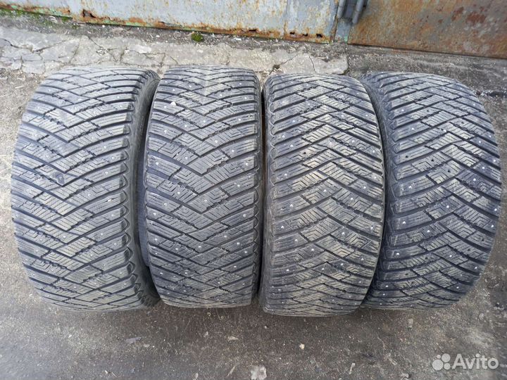 Goodyear UltraGrip Ice Arctic SUV 265/50 R19 110T