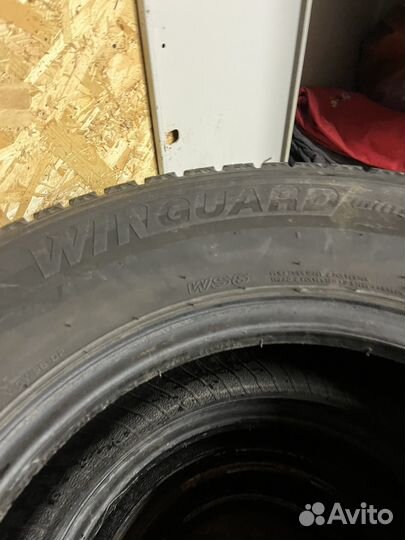 Roadstone Winguard WinSpike SUV 225/70 R15C 112R