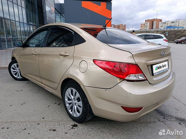 Hyundai Solaris 1.6 МТ, 2011, 261 470 км