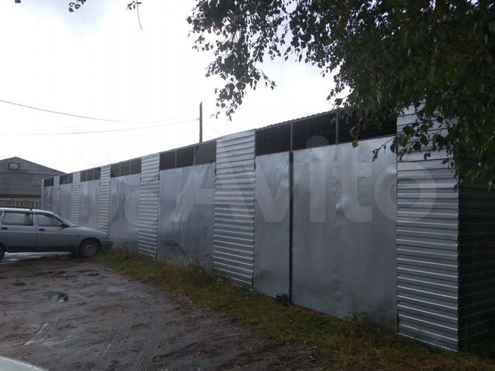 Гараж, > 30 м²