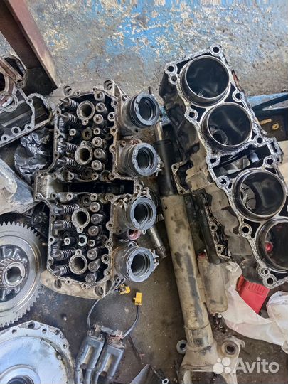 Двигатель Fzr 750