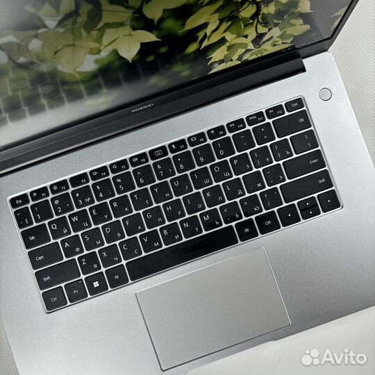 Ультрабук Huawei MateBook Ryzen7/8RAM/IPS