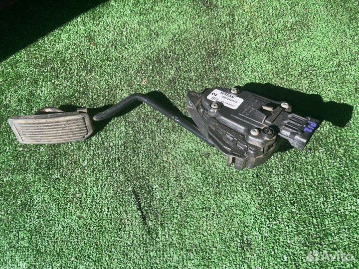 Педаль газа Almera Primera