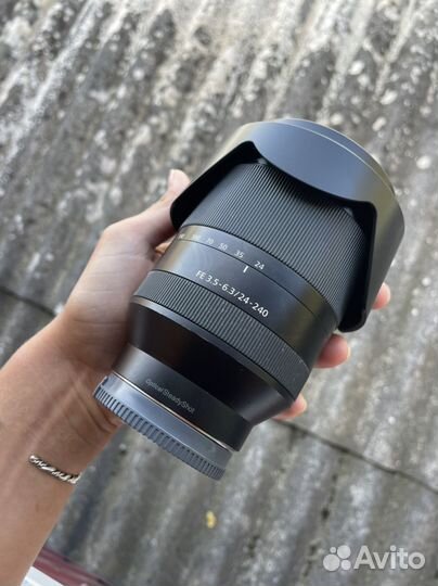 Объектив Объектив Sony FE 24-240mm f/3.5-6.3 OSS