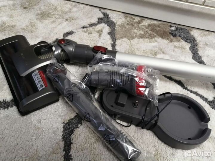 Вертикальный беспроводной пылесос