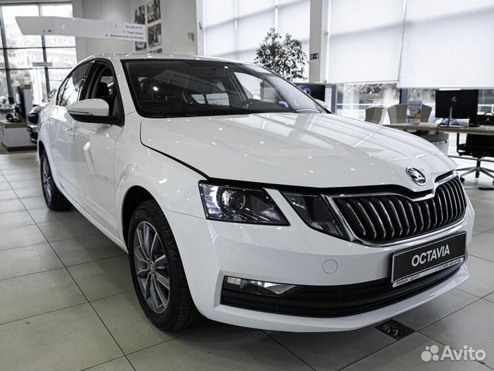 Skoda Octavia 1.5 AT, 2023
