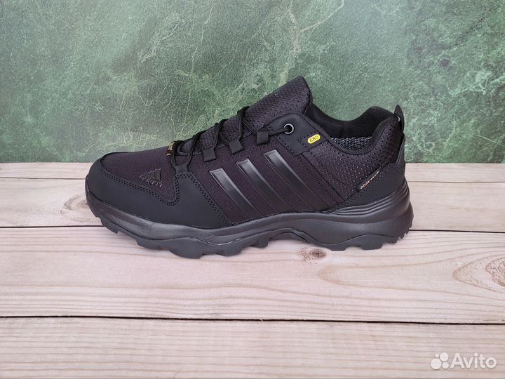 Кроссовки adidas термо