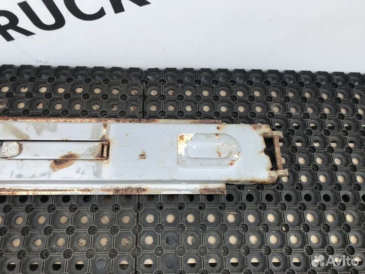 438701 Стойка межбортовая боковая