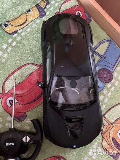 Машинка на пульте управления BMW i8 rastar