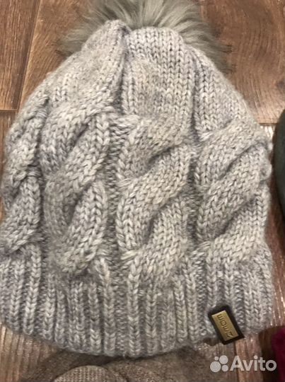 Шапки и шарф пакетом