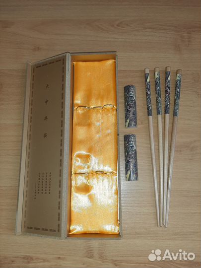 Набор бамбуковых палочек для суши