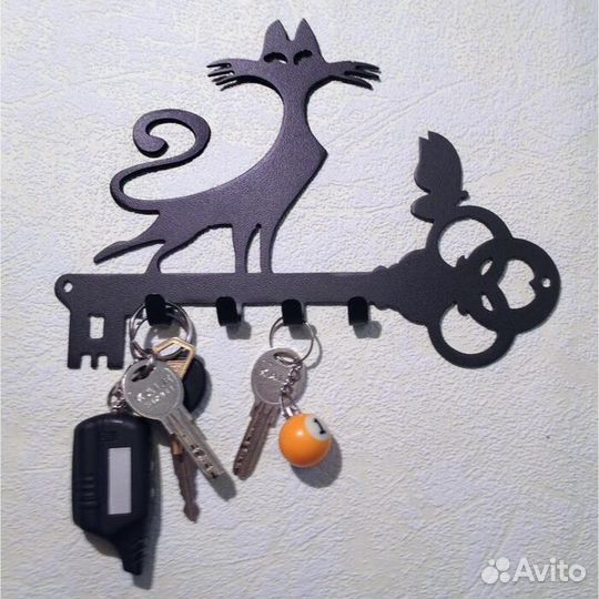 Ключница из металла
