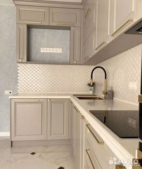 Кухонный гарнитур на заказ от фабрики