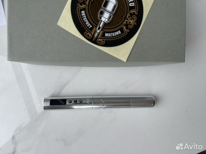 Беспроводная машинка для перманентного макияжа