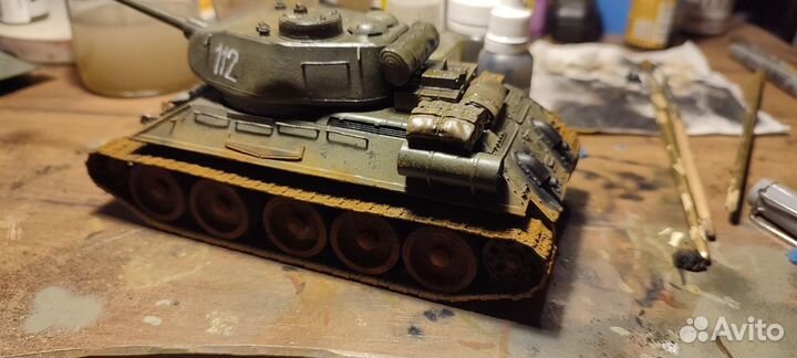 Готовая сборная модель танка Т-34/85