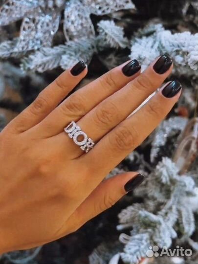 Маникюр с покрытием гель лаком