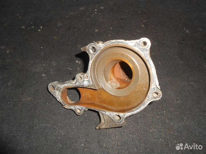 Корпус насоса водяного (помпы) Toyota Corolla AE1