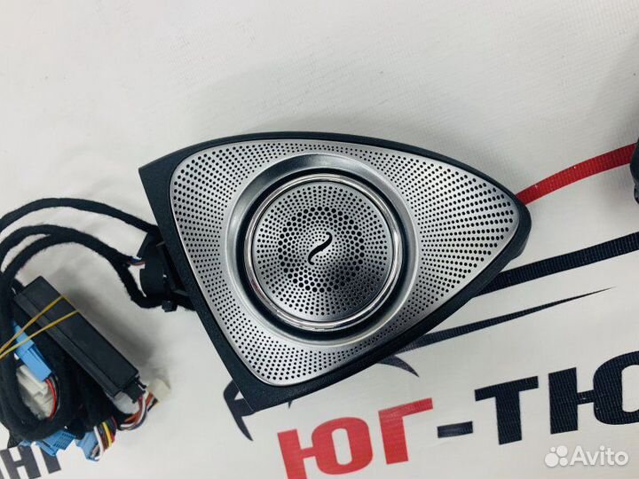 Динамики Burmester с подсветкой на GLC/GLC-Coupe