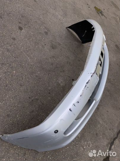 Бампер передний Toyota Ipsum SXM10 5211944010