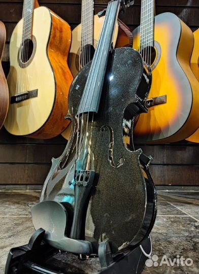 Скрипка чёрная 4/4 + аксессуары (комплект)