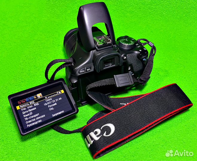 Canon EOS 600D Black Kit EF-S 18-55mm III (Taiwan)