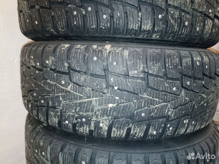 Комплект зимних колес r16 в отличном состоянии