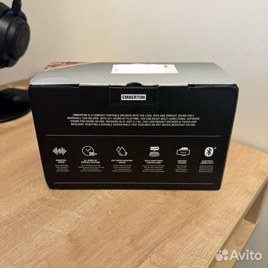 Колонка Marshall Emberton BT black and brass