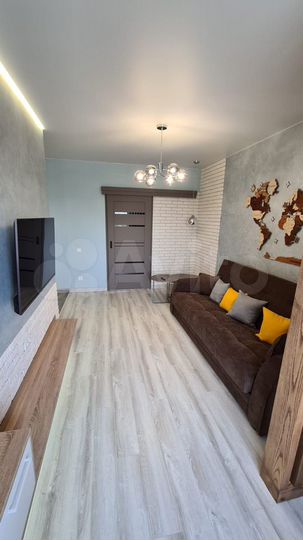 2-к. квартира, 64,4 м², 12/17 эт.