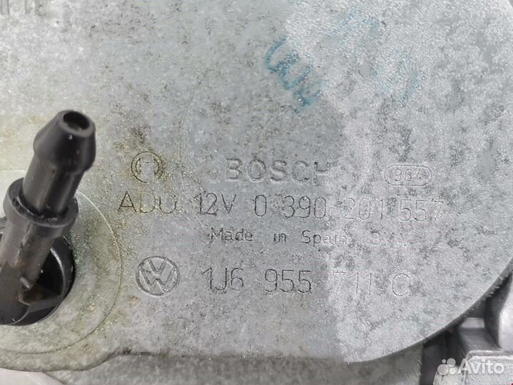 Моторчик заднего стеклоочистителя (дворника)