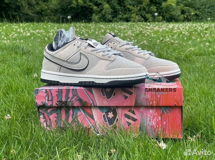 Nike Sb Dunk Low Otomo Katsuhiro Steamboy Grey