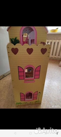 Домик кукольный