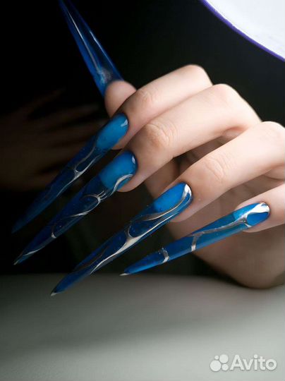 Мастер маникюра