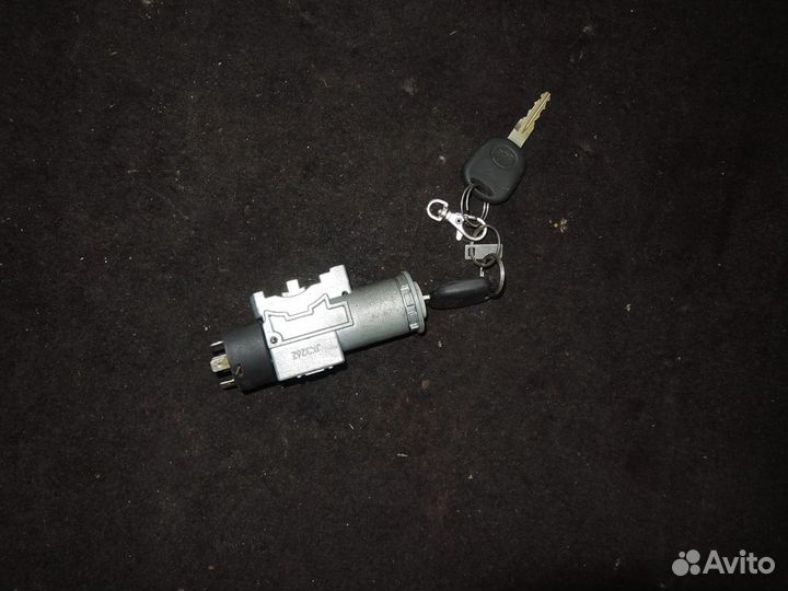 Замок зажигания для Lifan Smily