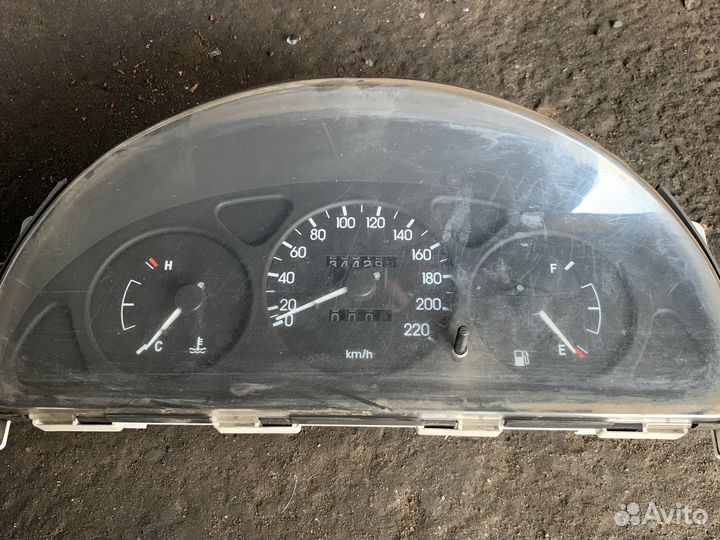 Chevrolet lanos щиток приборов