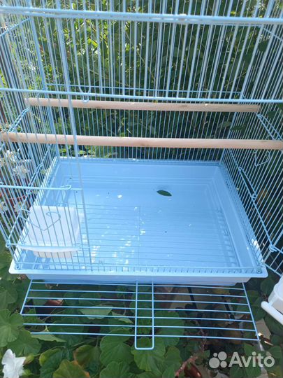 Большая клетка для попугая, новая