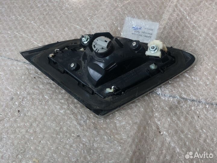 Фонарь крышки багажника mazda 6 gh