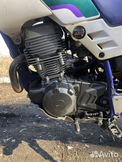 Ямаха серов 225хт