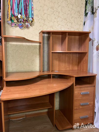 Компьютерный стол бу