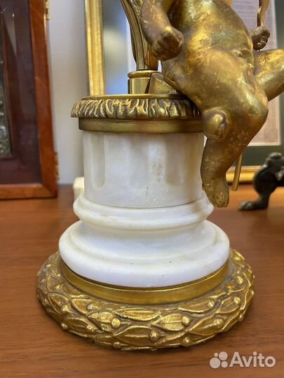 Бронзовая лампа с Путти / Ангелом