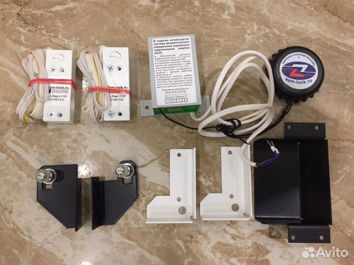 Замок на холодильник RDE-1S/U3