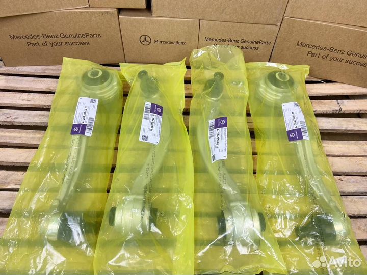 Рычаги передней подвески оригинал для W204 С204