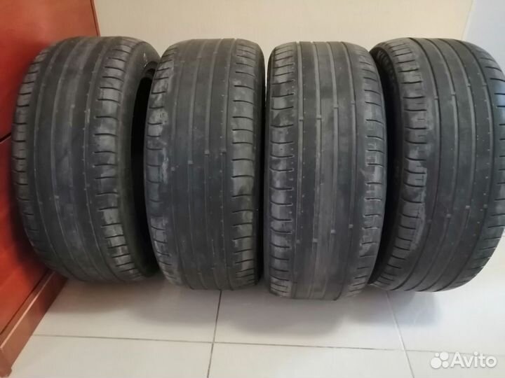 Kumho Ecsta HS51 215/50 R17