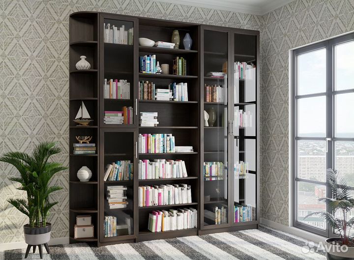 Книжный шкаф
