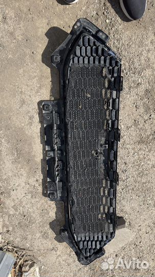 Решотка радиатора xaval F7X оригинал