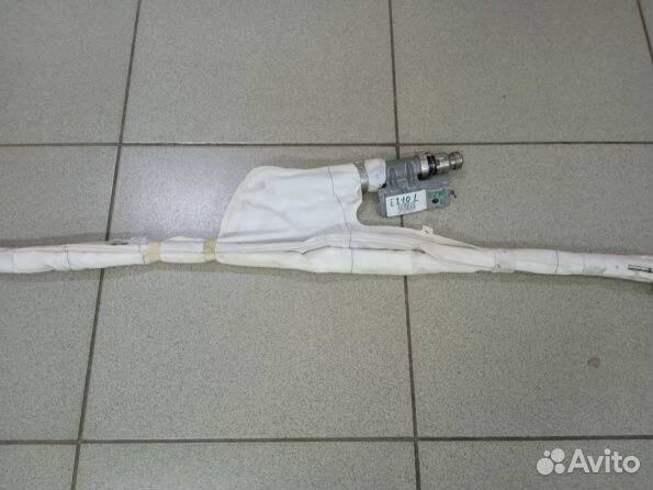 Шторка левая оригинал б/у Toyota Corolla E210