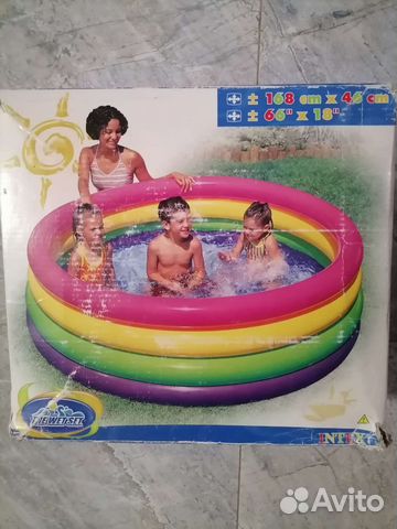 Надувной бассейн