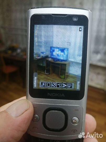 Nokia 6700 Slide