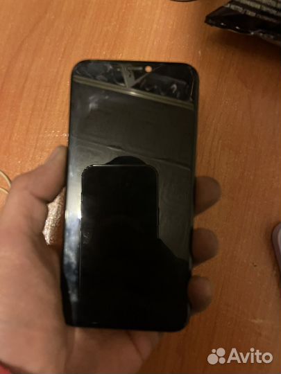 Дисплей на iPhone 11 про