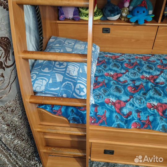 Двухъярусная кровать бу